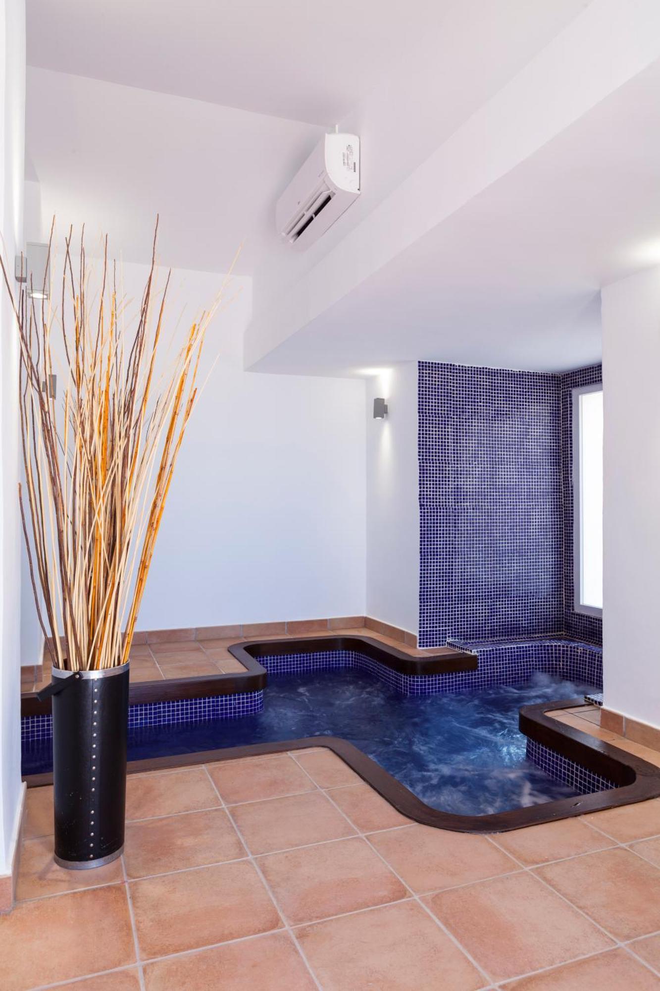 Apartamentos Mexico Vera Bagian luar foto