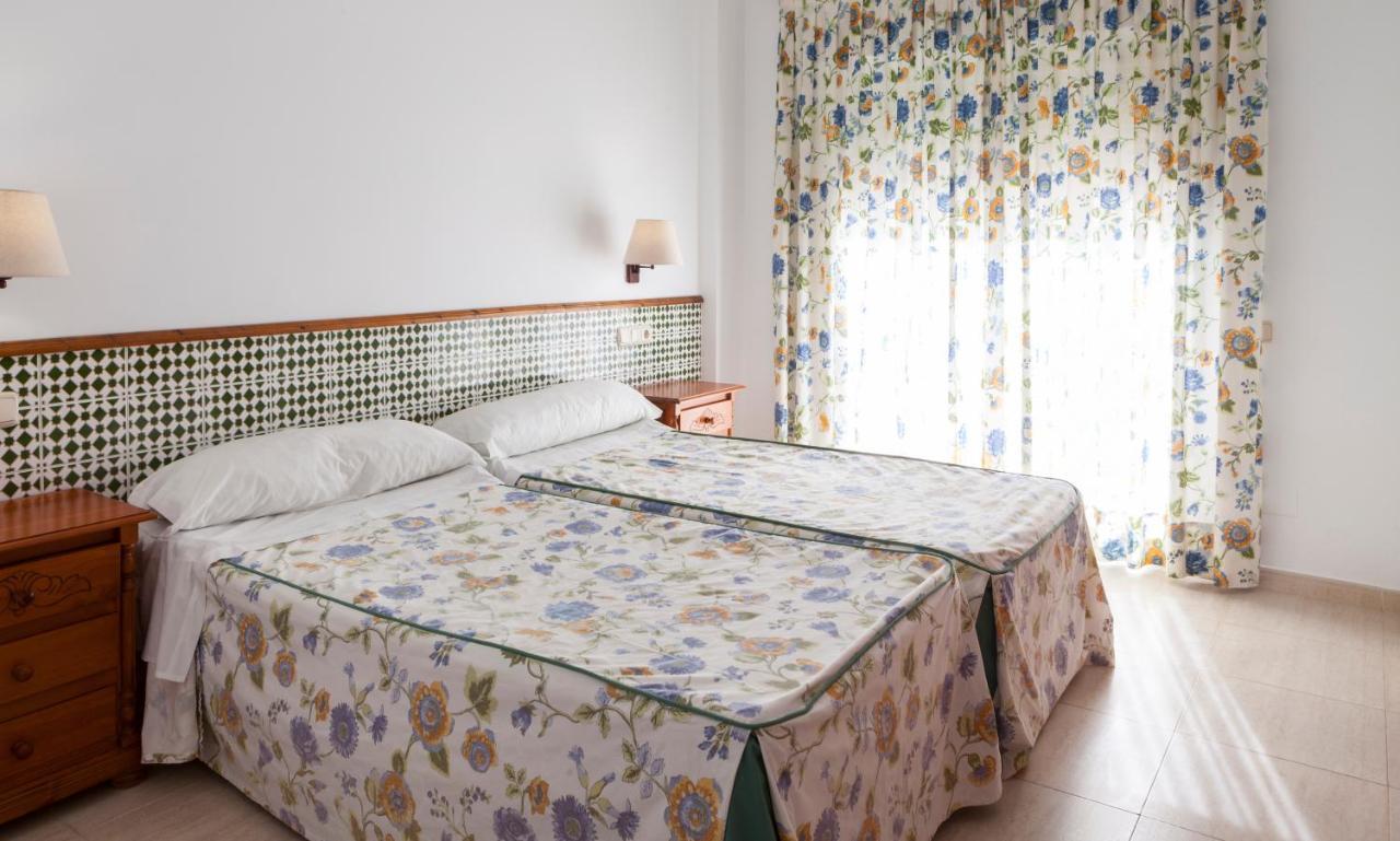 Apartamentos Mexico Vera Bagian luar foto