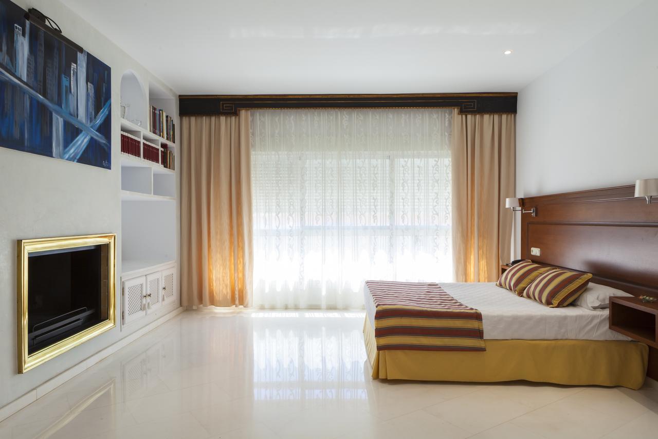 Apartamentos Mexico Vera Bagian luar foto